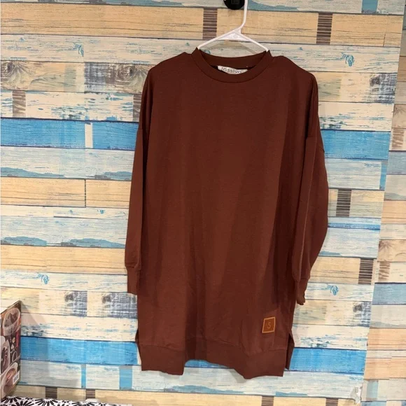 Elegant Brown Women's Sweatshirt - Picture 1 of 7